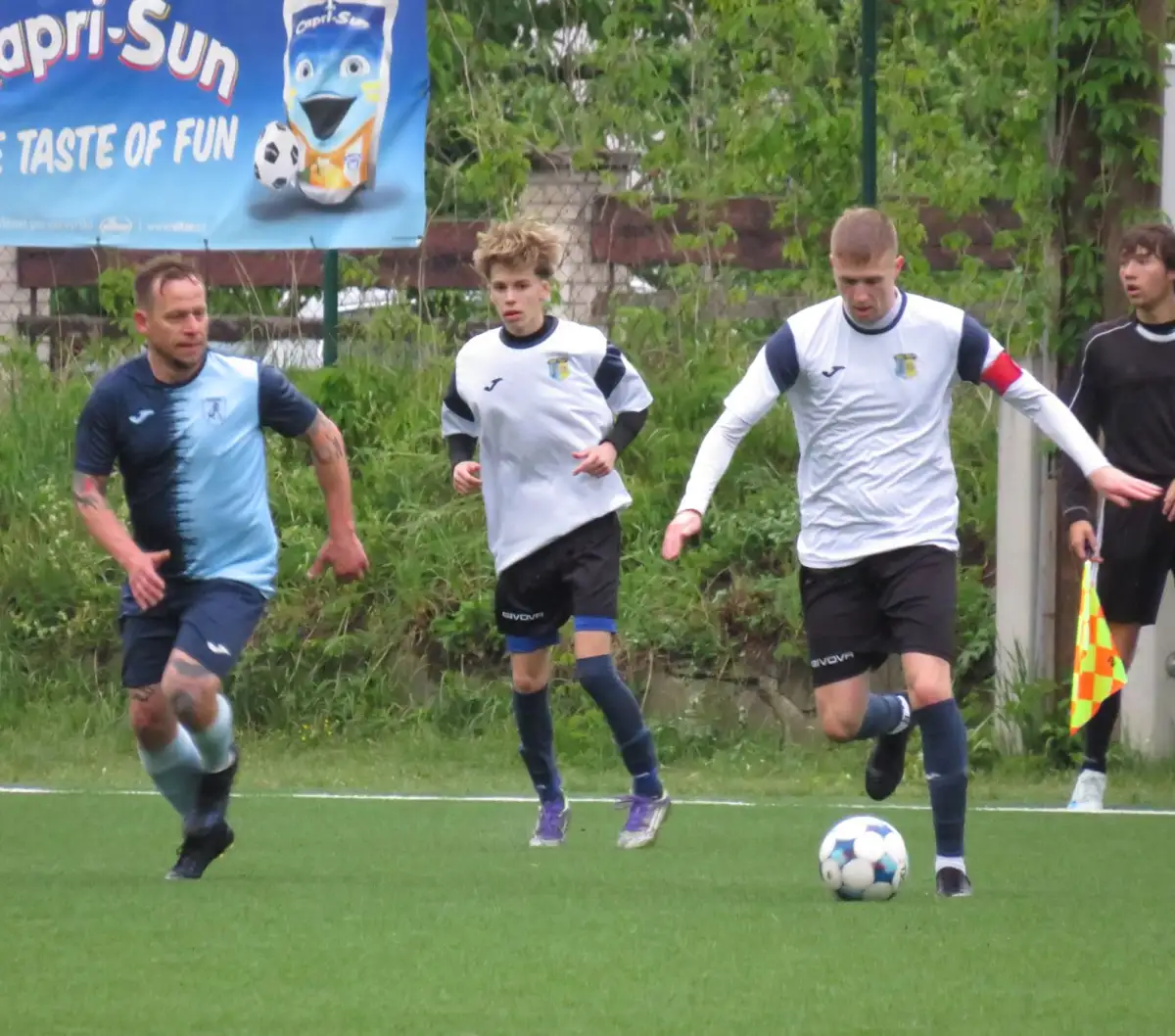 Jednoznačné domácí vítězství A-týmu 4:0 nad Kostelcem