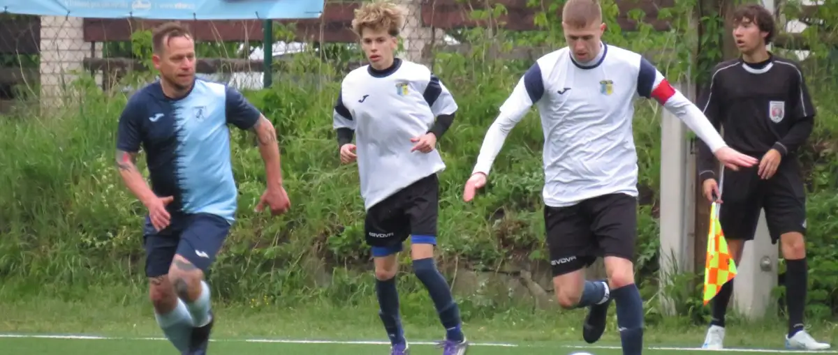 Jednoznačné domácí vítězství A-týmu 4:0 nad Kostelcem