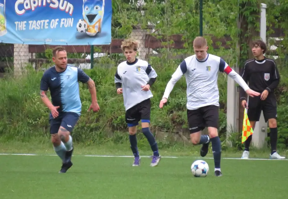 Jednoznačné domácí vítězství A-týmu 4:0 nad Kostelcem