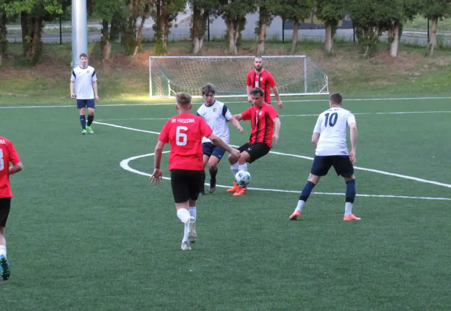 A-tým i bez střelce Blanaře dokázal zvítězit nad Hvozdnou 1:0