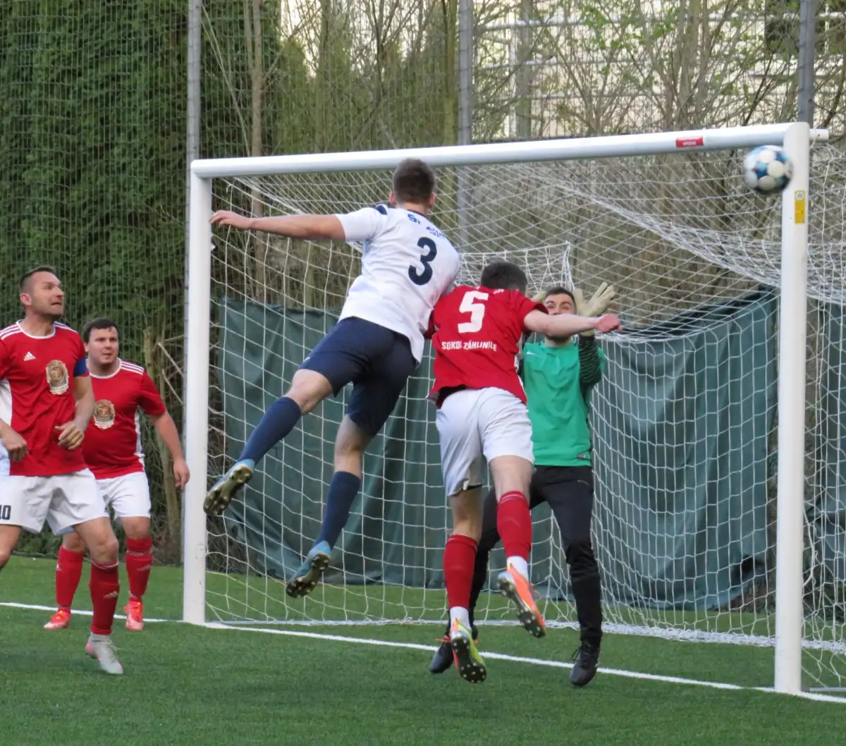 Muži deklasovali  soupeře ze Záhlinic vysoko 9:0