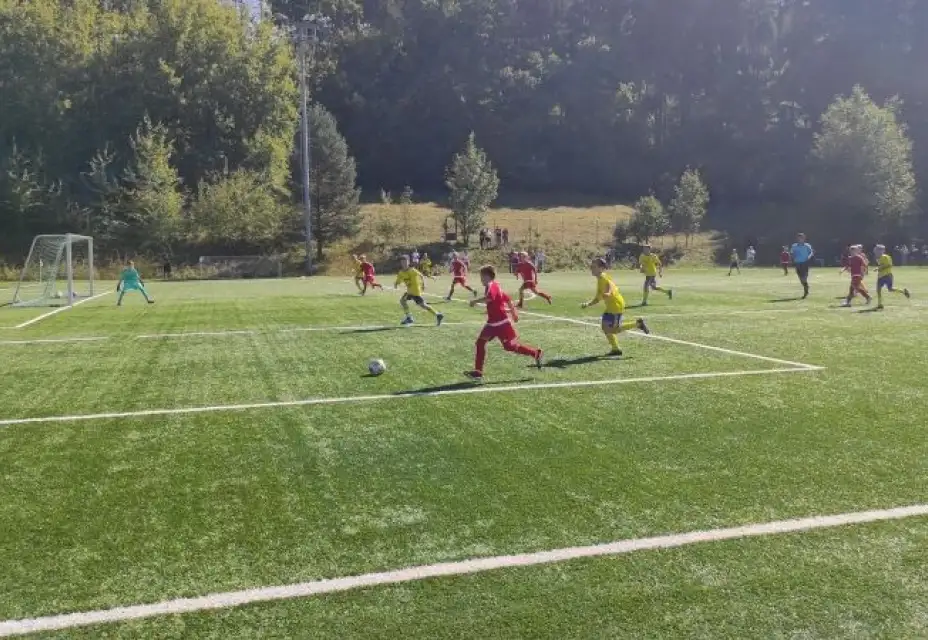 FC Zlín B : FC Brumov 3:3 (1:2)
