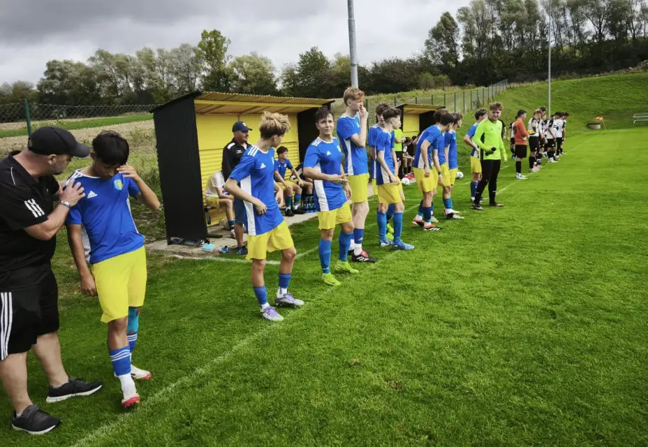 Naši dorostenci ve Strání poprvé v sezóně prohráli