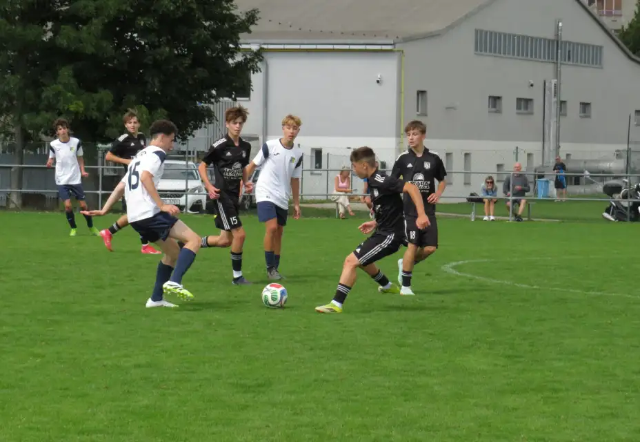 Mladší dorost v herně vyrovnaném utkání nakonec prohrál 4:1