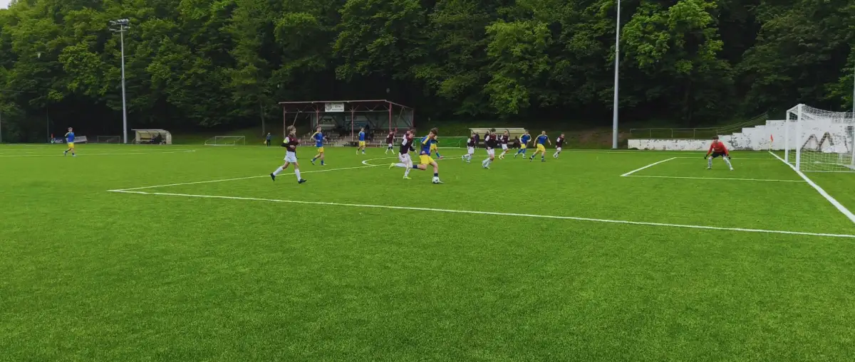 Béčko dorostu si otevřelo střelnici a porazilo Dolní Lhotu 14:1