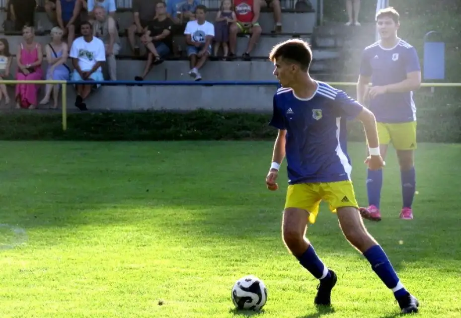 SK Zlín 1931 : SK Hvozdná 4:1 (3:0)