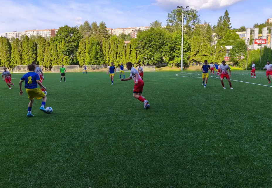 Sdružený dorost B rozhodl v závěru i v oslabení o výhře 2:1 nad Nedašovem