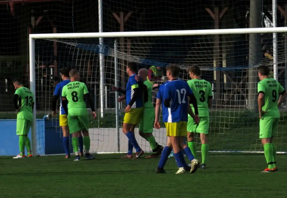SK Zlín 1931 : SFK ELKO Holešov B 1:2 (0:1)