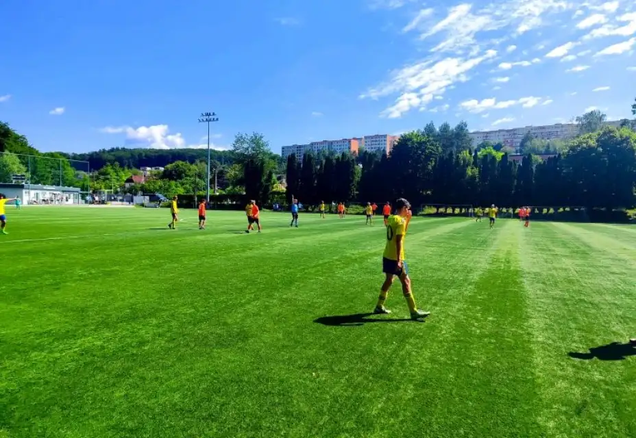 FC Zlín B : SK Baťov 1930 3:2 (1:1)