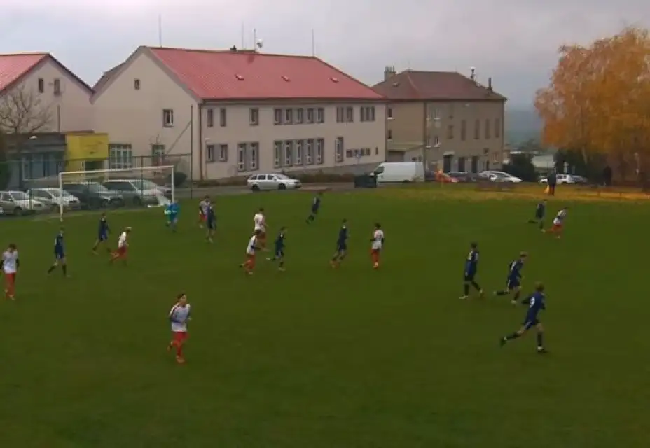 SK Zlín 1931 B : FK Luhačovice  1:2 (0:2)