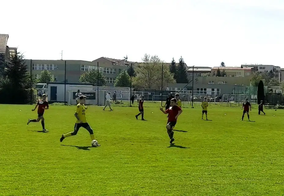 KP mladší žáci : SK Mařatice - FC Zlín B - 13.4.2024